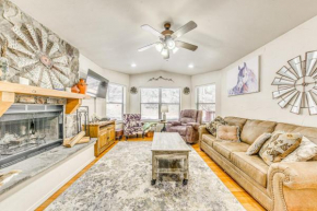 Ruidoso Cabin Rental with Hot Tub Near Midtown!
